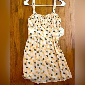 Altar’s state dress